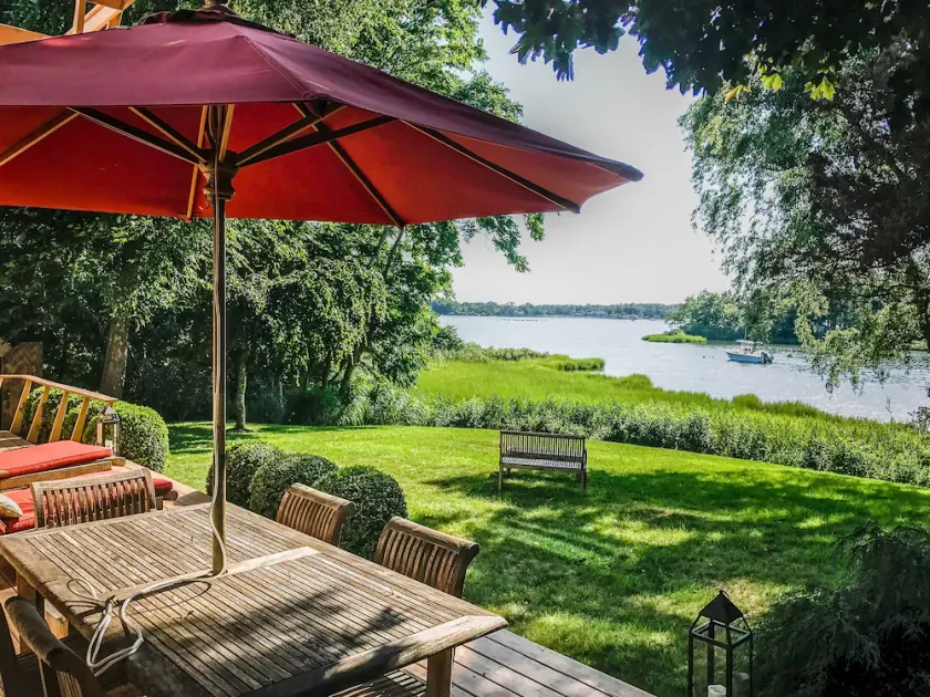 Waterfront Beach Cottage with Dock - Image 1