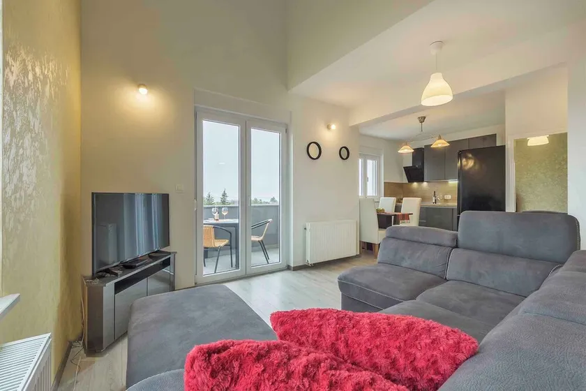 Holiday apartment on two floors with internet - Image 1
