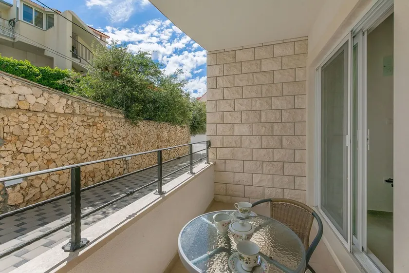 Apartments Villa Aquamarine (65021-A1) - Duce - Image 1