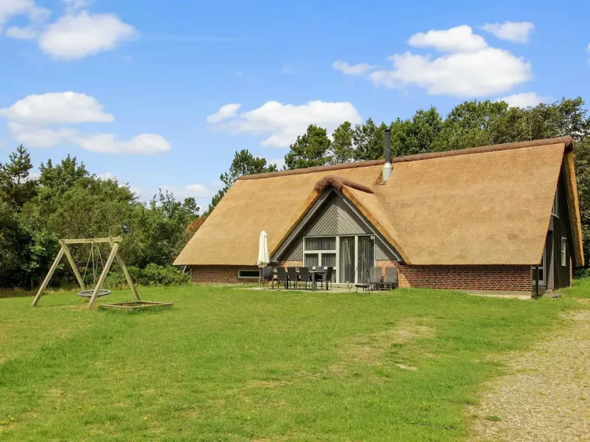 \"Tabithe\" - 2.2km from the sea by Interhome - Image 1