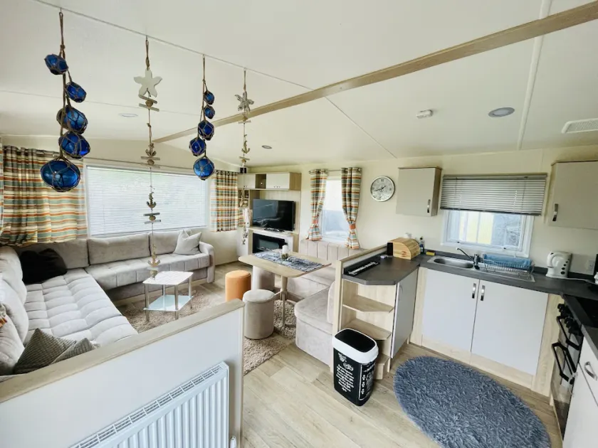 Cozy mobile home in a very quiet rural location - Image 1