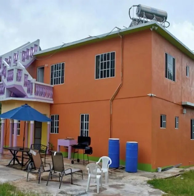 Countryside Hideaway Villa 15 minutes from the beach!! - Image 1