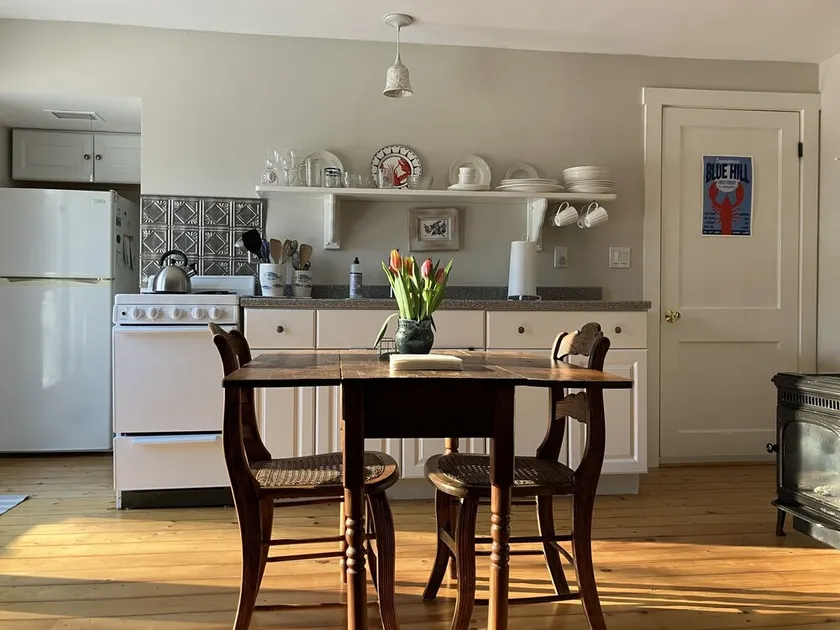 Cozy, private cottage for two - Image 1