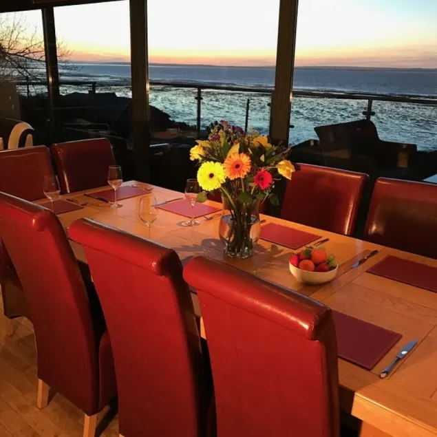 Modern Coastal House near Whitstable with Spectacular Sea Views - Image 1