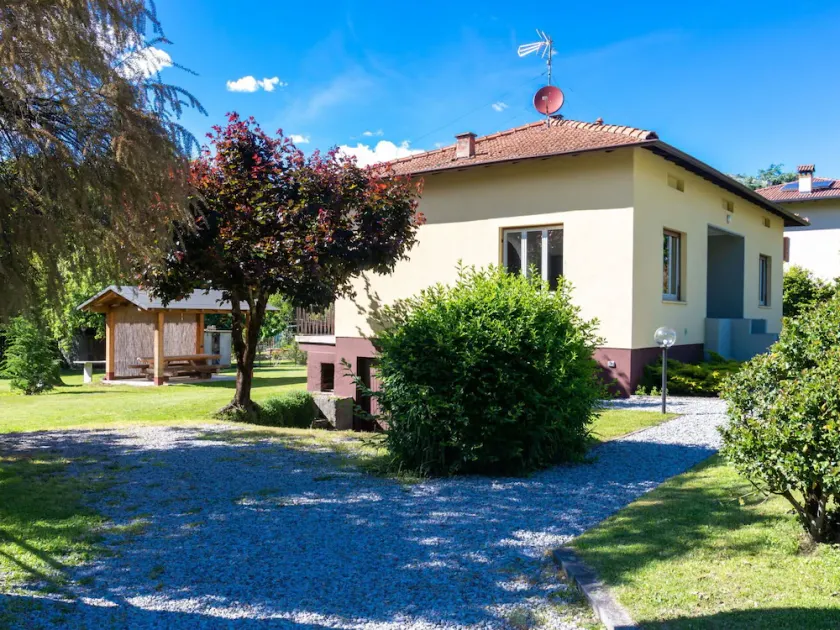 Beautiful private villa for 6 guests with WIFI, TV, patio and pets allowed - Image 1