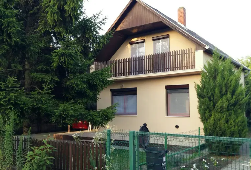 House for 10 guests with 78m² in Balatonlelle (131082) - Image 1