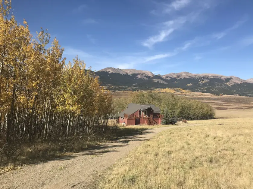 Ultimate Family Vacation Dream in our Cozy Cabin - Perfect for 2-3 Families - Image 1