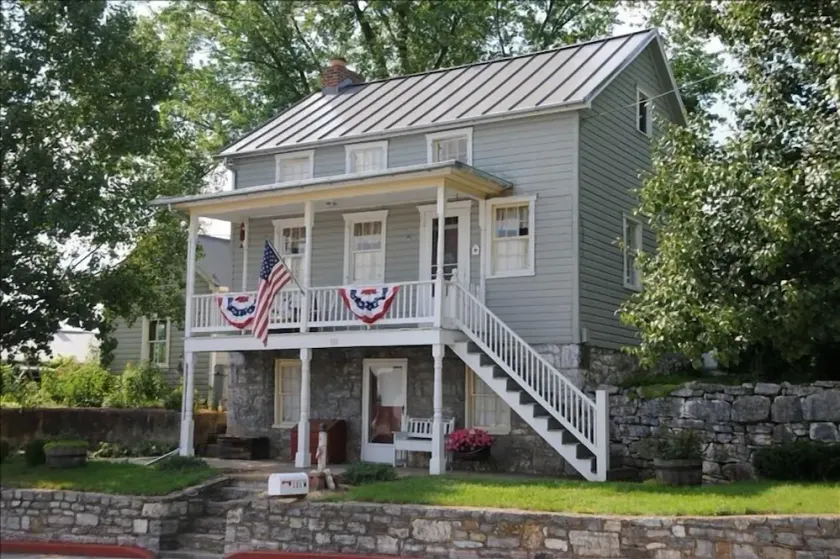 Sharpsburg Retreat--Civil War Home Near Antietam Battlefield, C&O Canal Towpath - Image 1