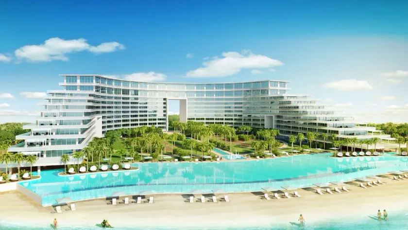 Luxurious Beachfront Apartment at Peninsula Resort 3Bed/3Bath. - Image 1