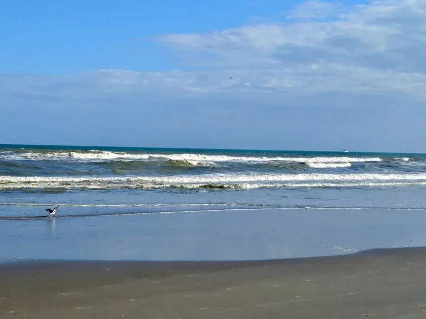 Rätt på stranden, havsutsikt, moderna 2BR / 2B, 2 balkonger - Image 1