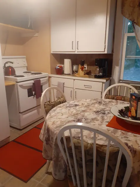 Family Accommodations in Downtown Brampton. - Image 1