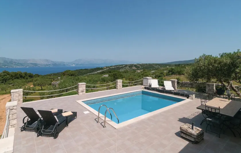 Gorgeous home in Postira - Image 1