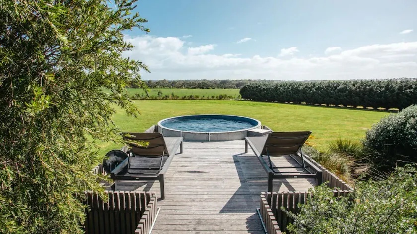 Merricks View - Vista rural com quadra de tênis e piscina de mergulho - Image 1