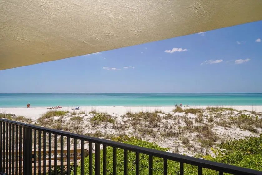 Water's Edge 110N fra Duncan Real Estate - Image 1