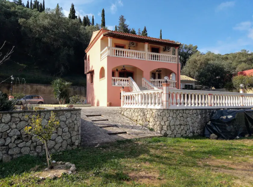 Villa Silvia, une maison individuelle avec une vue magnifique - Image 1
