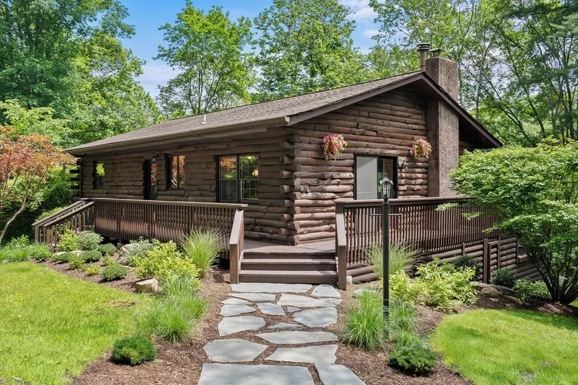 The Lodge At Tunkhannock Creek - Image 1