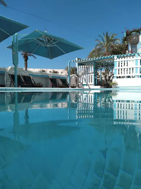 Hôtel Le Beau Séjour - Image 1