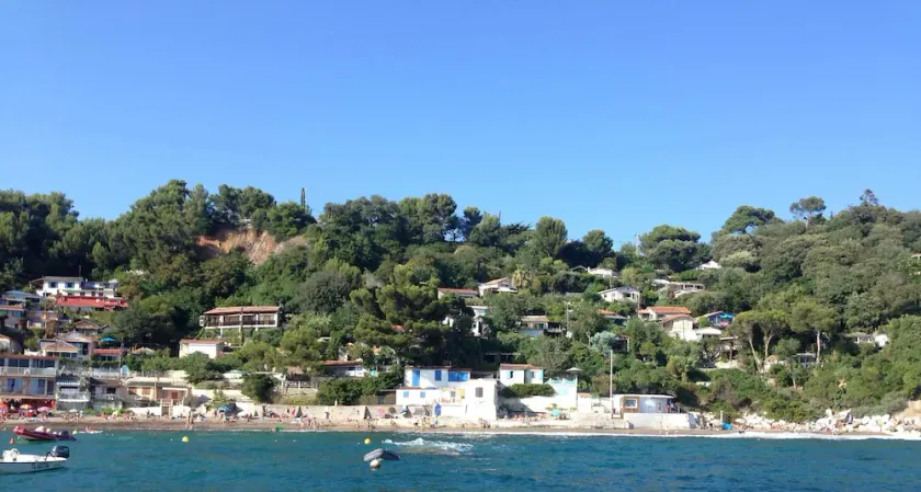 Le Pradet - Studio 4 pers à 10min à pied de la Plage - Roses - Image 1