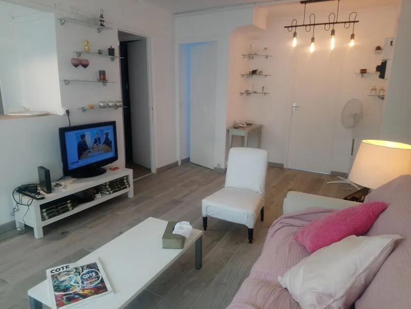 Joli Appartement en Banlieue 20 Minutes de Paris, Classée Monument Historiqu - Image 1