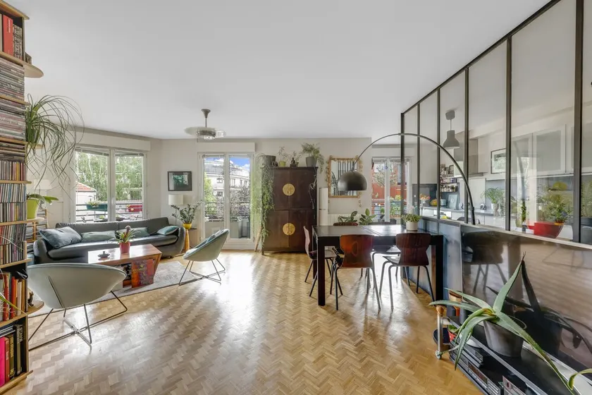 90 m2 chic, cosy, bright, modern, 6 mn from Paris on foot, 3 mn from the metro - Image 1