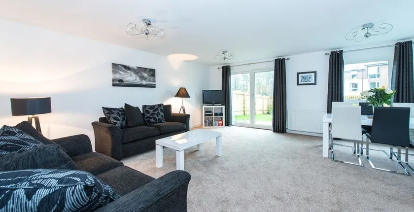 CALLANDER - 'Calasraid' in the Trossachs Luxury Relaxed Self Catering - Image 1