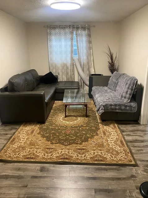 Downtown Apartment 6-7 people - Image 1