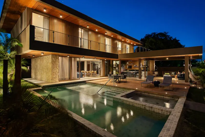House with 6 suites. Condominium Paraíso, just steps from the beach!  - Image 1