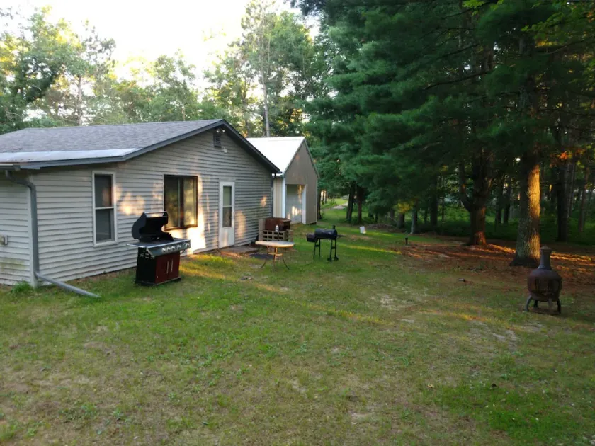 Rock Dam Cabin in der Nähe von See- und ATV-Trails - Image 1