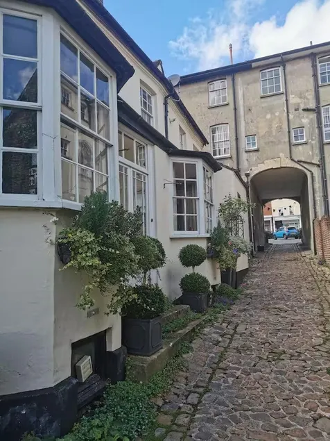 17th century Coach House - Pet & Family Friendly - Image 1