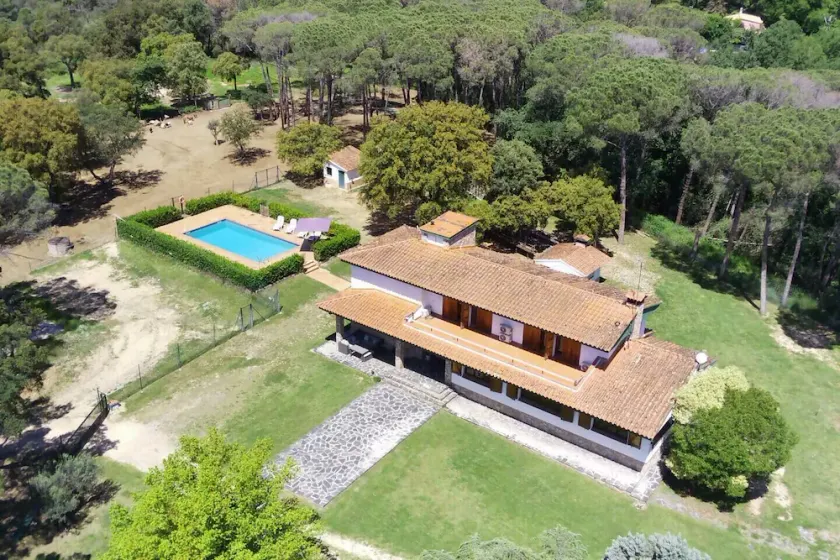 Villa Can Raurell · Rural house for 14 in Girona - Image 1
