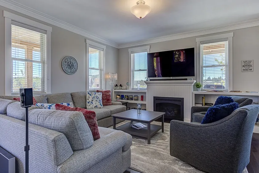 Seabrook Saved by the Beach | Hot Tub, Pet Friendly | 3BR, Sleeps 10, Arcade - Image 1