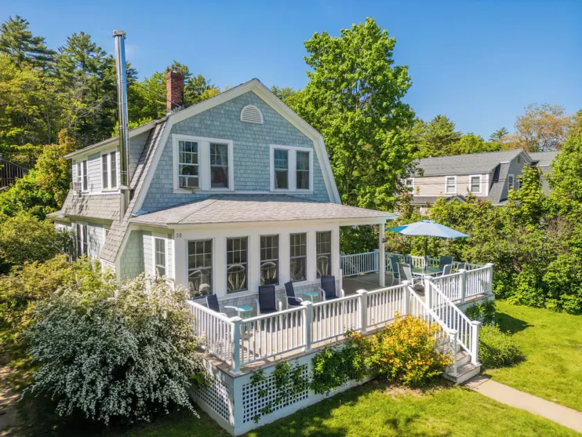 Ogunquit Village 4BR Walk to Beach, Dining & Town Center - Image 1