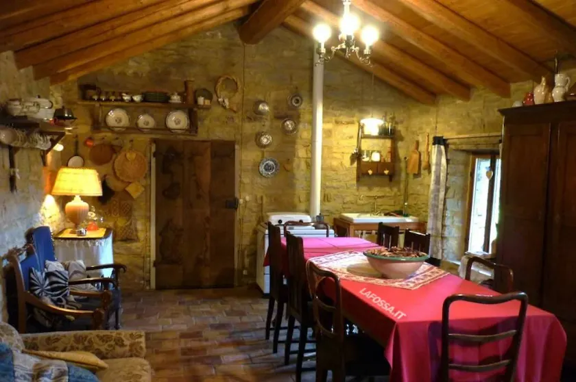 Romantic house in the woods - lafossa.eu - Image 1