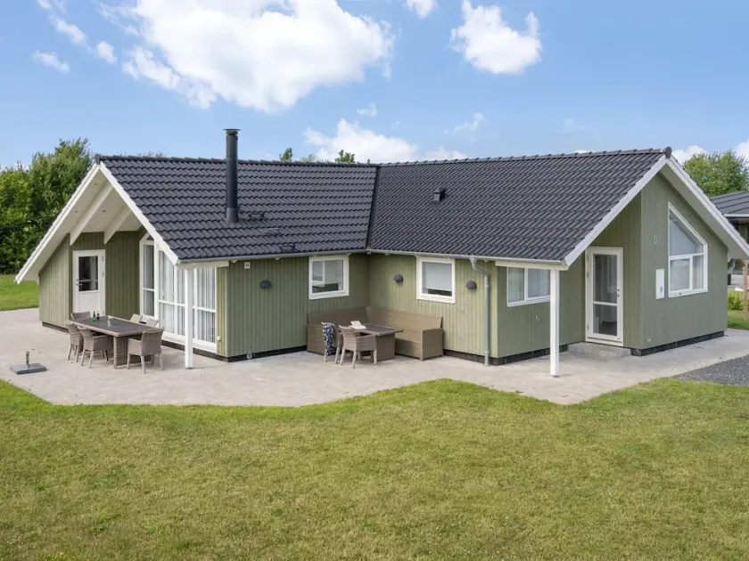 \"Ano\" - 950m from the sea by Interhome - Image 1
