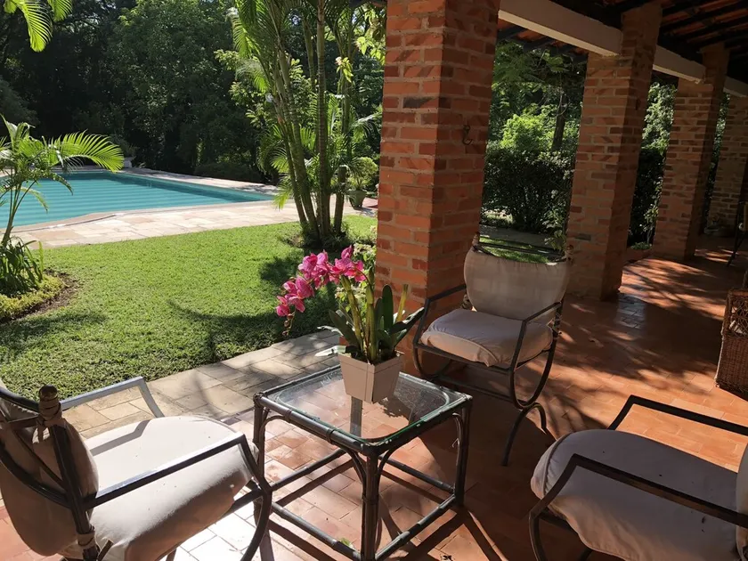 Paradise-like country house on the banks of the Jaguari River. - Image 1