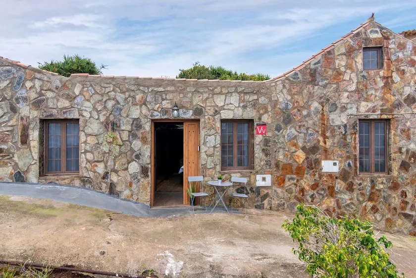 Ferienhaus 'El Patio Canario' mit Meerblick, privater Terrasse und WLAN - Image 1