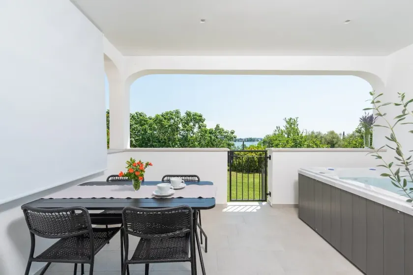 Holiday Home Saladinka with Whirlpool - Image 1
