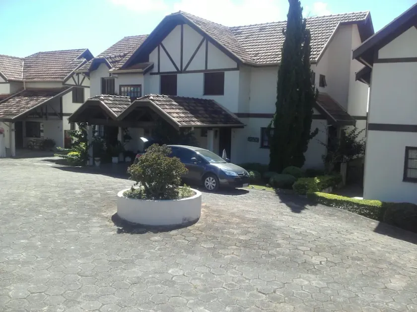 House in a gated community - Image 1