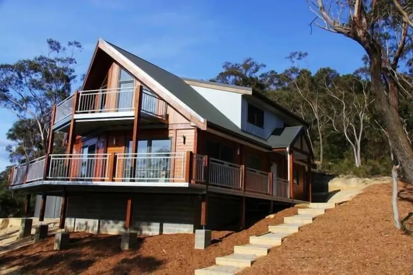 Kanimbla View Chalet - Image 1