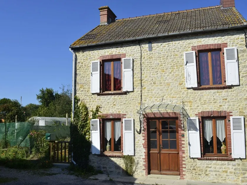Pretty Norman house in Ravenoville - Image 1