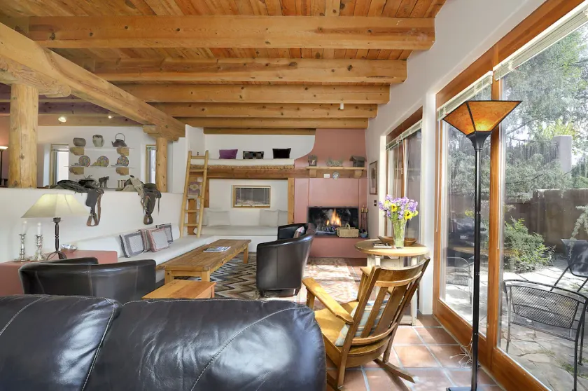 Maison de ville spacieuse avec deux chambres et trois salles de bains - 5 minutes à pied de Canyon Road - Image 1