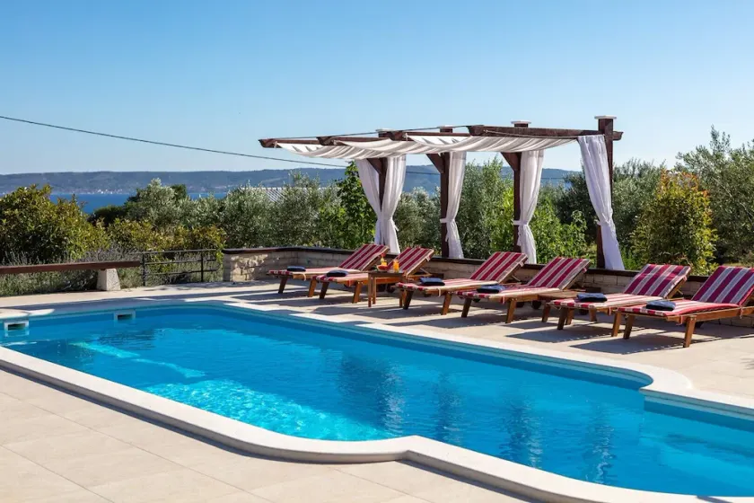 Villa Orhid near Split, heated pool - Image 1