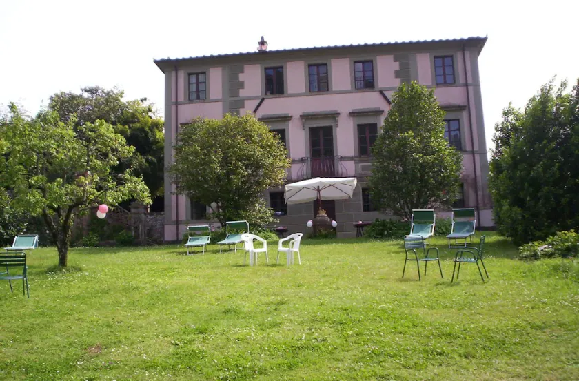 Noble VILLA avec parc et piscine en Toscane entre Lucques et la mer - Image 1