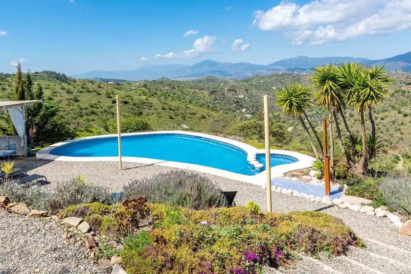 Holiday Home \"Finca Las Nuevas Casa Carmen\" with Mountain View, Pool, Wi-Fi, Terrace & Garden - Image 1