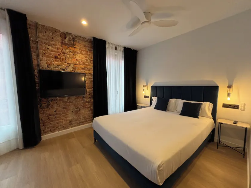  Arenal Rooms Bilbao - Image 1
