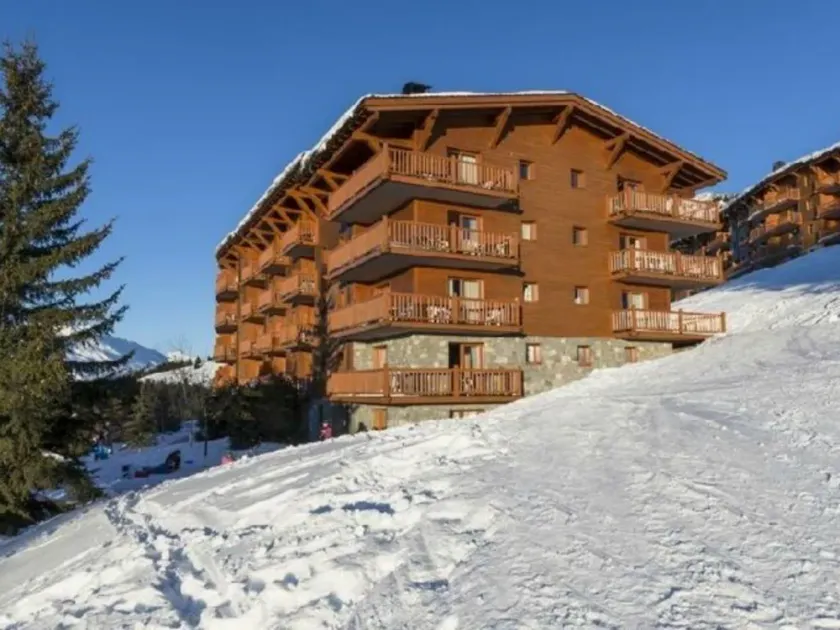 Arc 1800 Roselend 3 værelser, rolig, stående, swimmingpool, ski-in ski-out - Image 1