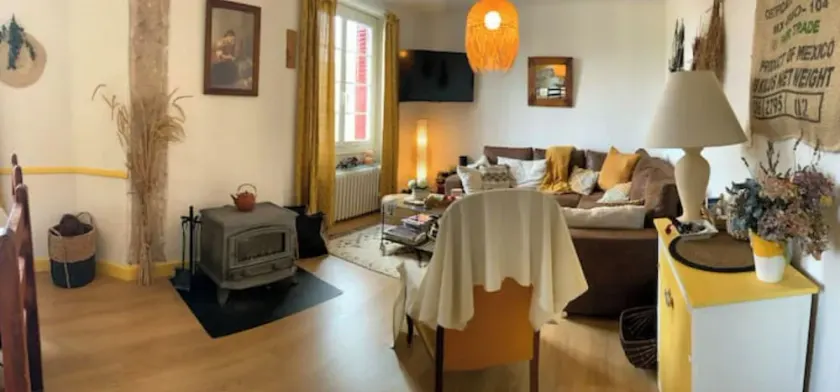 Maison MaxAnne, half village, half authentic countryside - Image 1