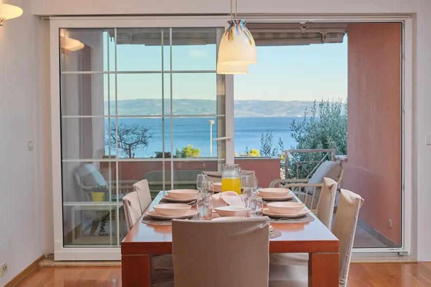 Holiday Seaview Apartment by Litto - Image 1