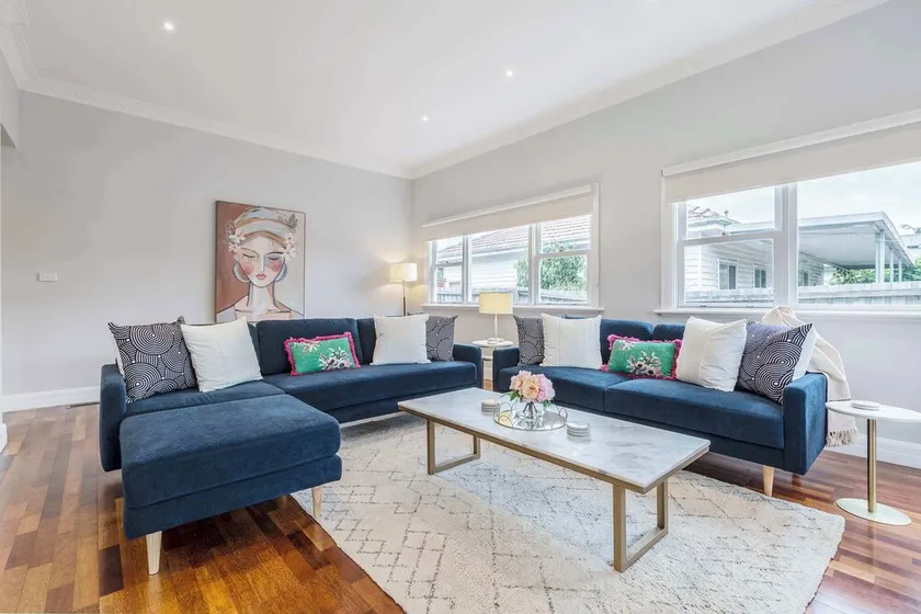 VAQUAY El Karnak In Brunswick West - Image 1