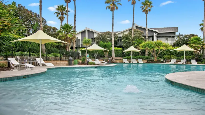 Magenta Beach house - Image 1